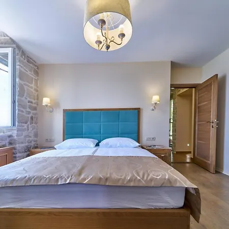 Exclusive Amara, Heated Pool - Sea View Vila *