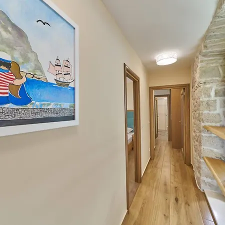 Exclusive Amara, Heated Pool - Sea View Jesenice (Split-Dalmatia)