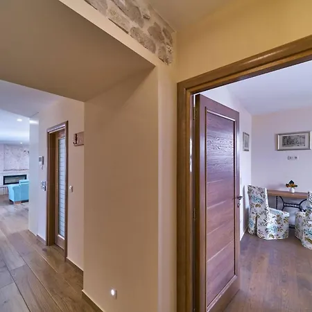 Exclusive Amara, Heated Pool - Sea View Jesenice (Split-Dalmatia)