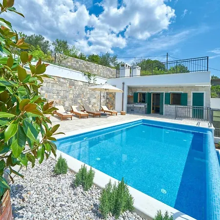 Exclusive Amara, Heated Pool - Sea View 빌라 *