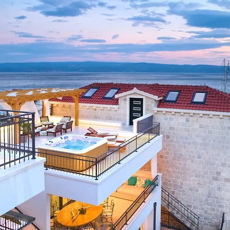 Exclusive Amara, Heated Pool - Sea View Villa Jesenice (Split-Dalmatia)
