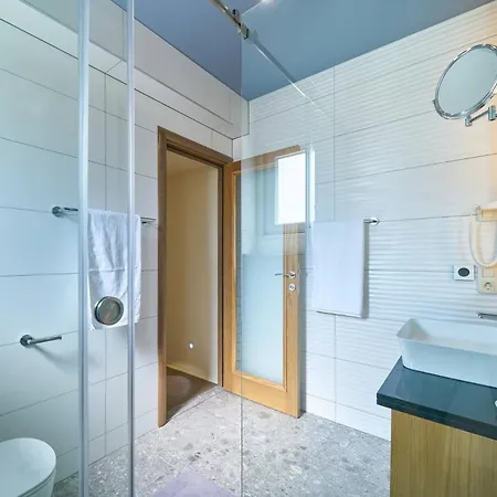Exclusive Amara, Heated Pool - Sea View