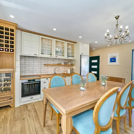Exclusive Amara, Heated Pool - Sea View
