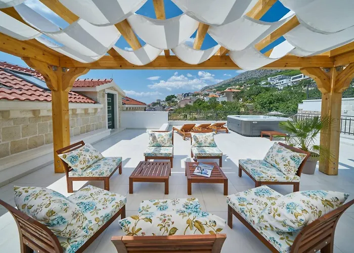Exclusive Amara, Heated Pool - Sea View *